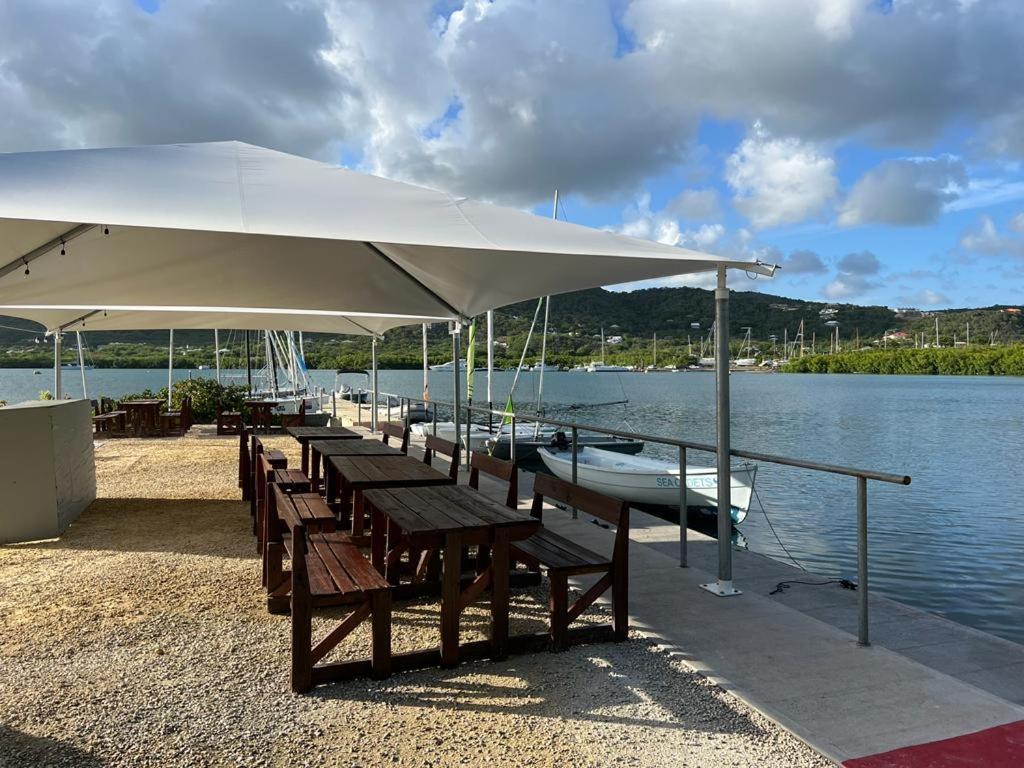 The Lodge - Antigua English Harbour Экстерьер фото
